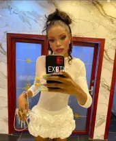 pretty ass shemale I do Video callls