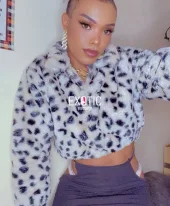 Pretty Ass shemale I do Video calls