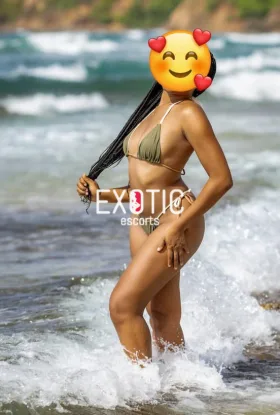 TINA (full body massage with extra)