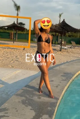 Polyn full body massage with extras