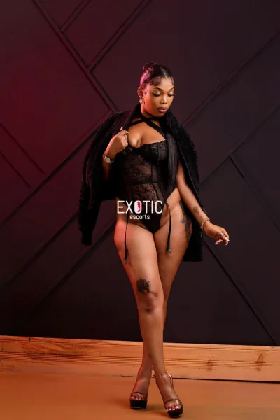 Sexy Alisha — 5