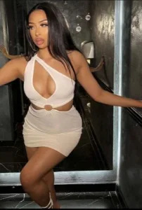 Escorts in Karen