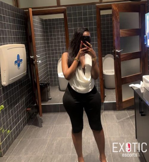 Sasha, escort in Westlands, Kenya (photo 6)