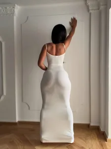Mbitini escorts