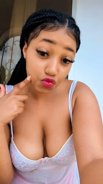 Cynn Wambui — 3