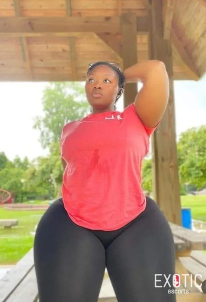 Latifa, escort in Bamburi, Kenya