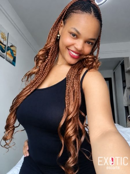 Paris, escort in Kileleshwa, Kenya