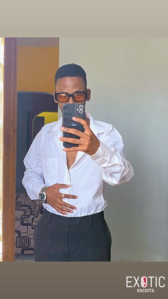 Dan Ochieng', escort in Bamburi, Kenya (photo 4)