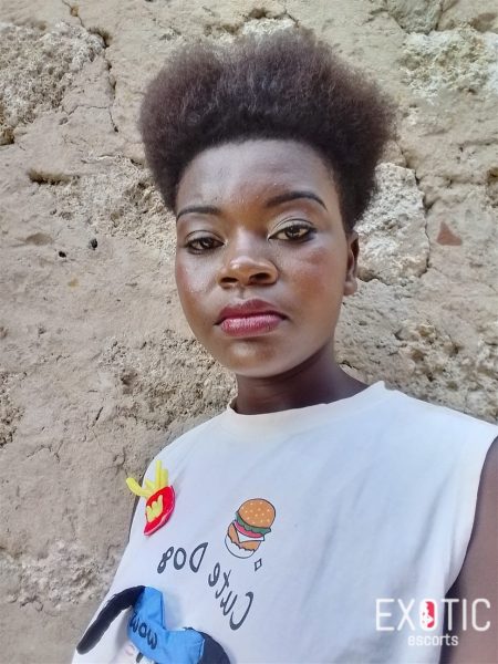 Mwesh, escort in Mtwapa, Kenya (photo 2)