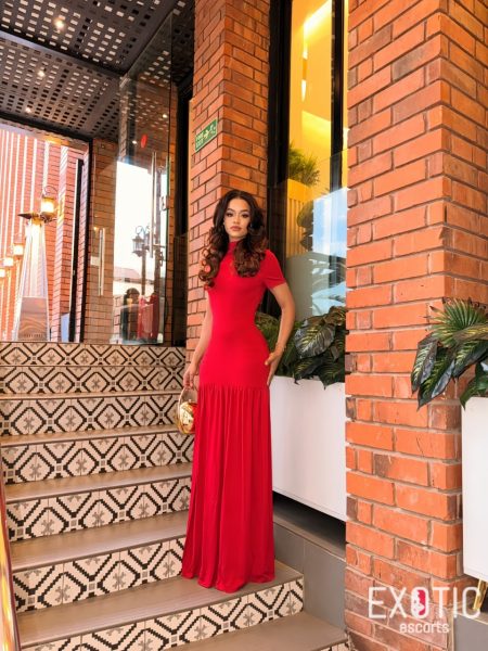 Tabby, escort in Kilimani, Kenya (photo 2)